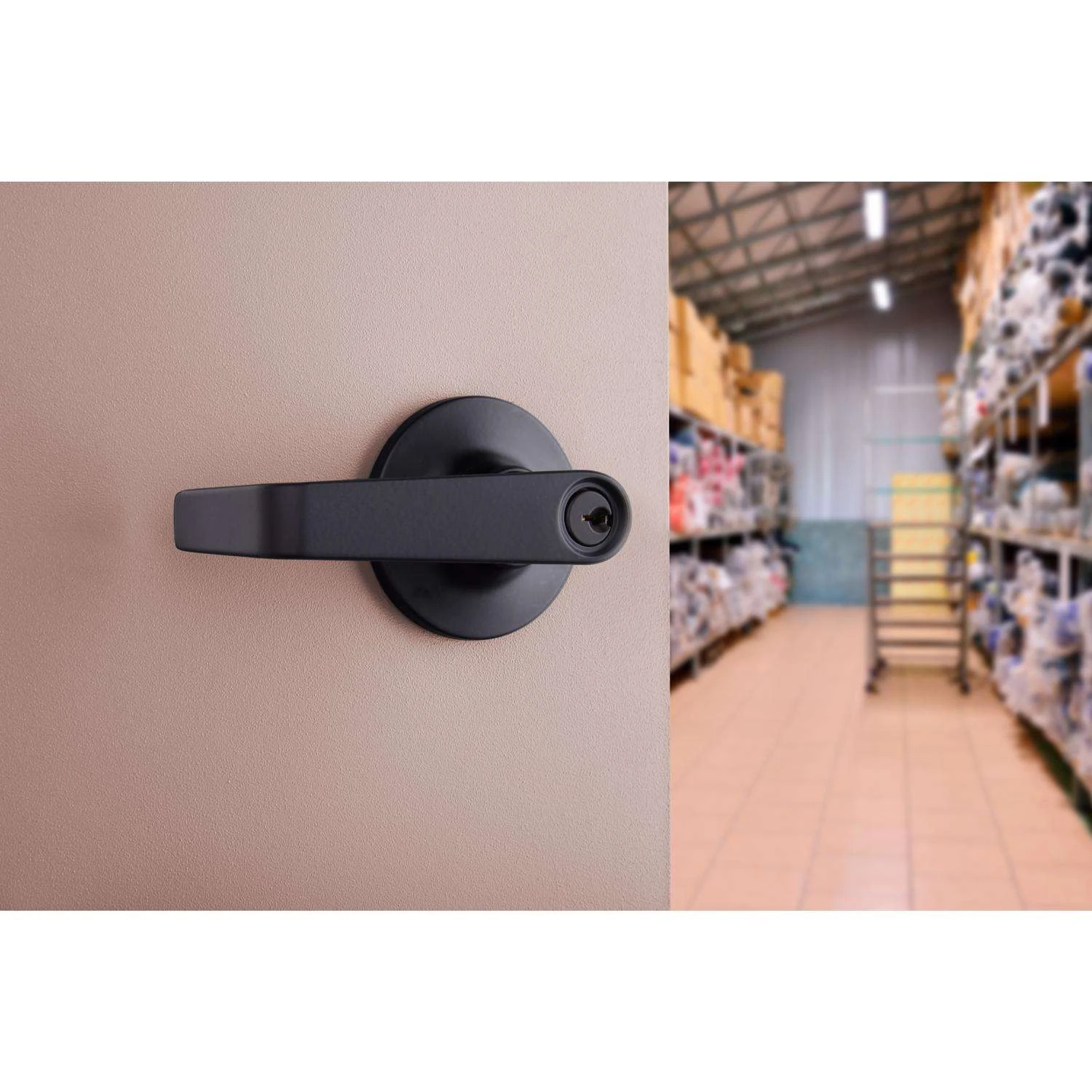 Brinks Commercial Matte Black Storeroom Lockset 2 In. 7 Brinks Commercial Matte Black Storeroom Lockset 2 In. - Image 7