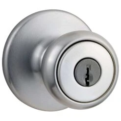Kwikset Tylo Satin Chrome Entry Lockset K3 1-3/4 In.